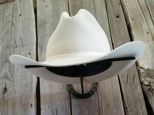 Horseshoe Cowboy Hat Rack (New Horseshoe)
